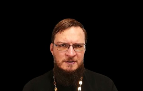 Как справиться с шумными соседями: советы священников